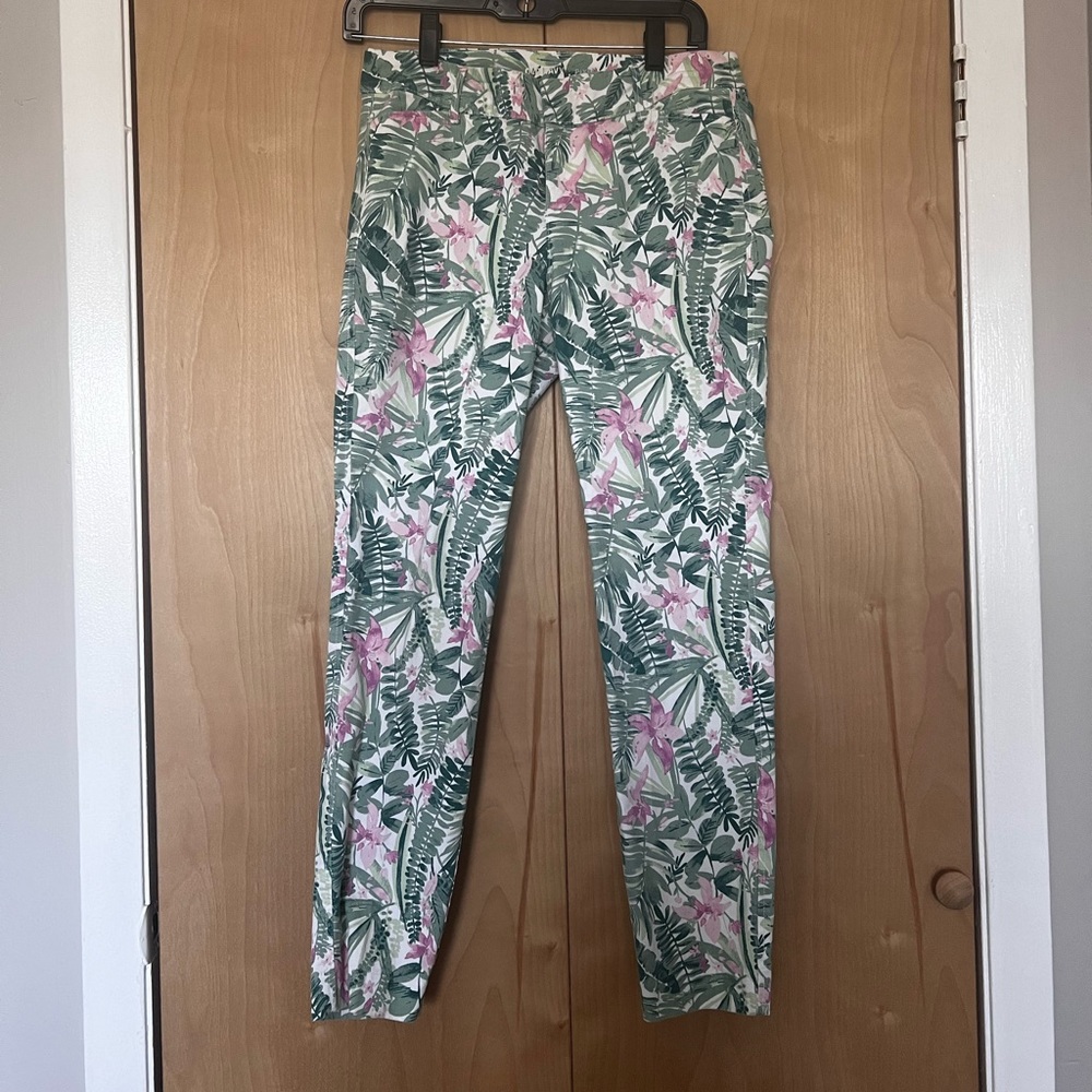 LIKE NEW Old Navy Pixie Tropical Pants